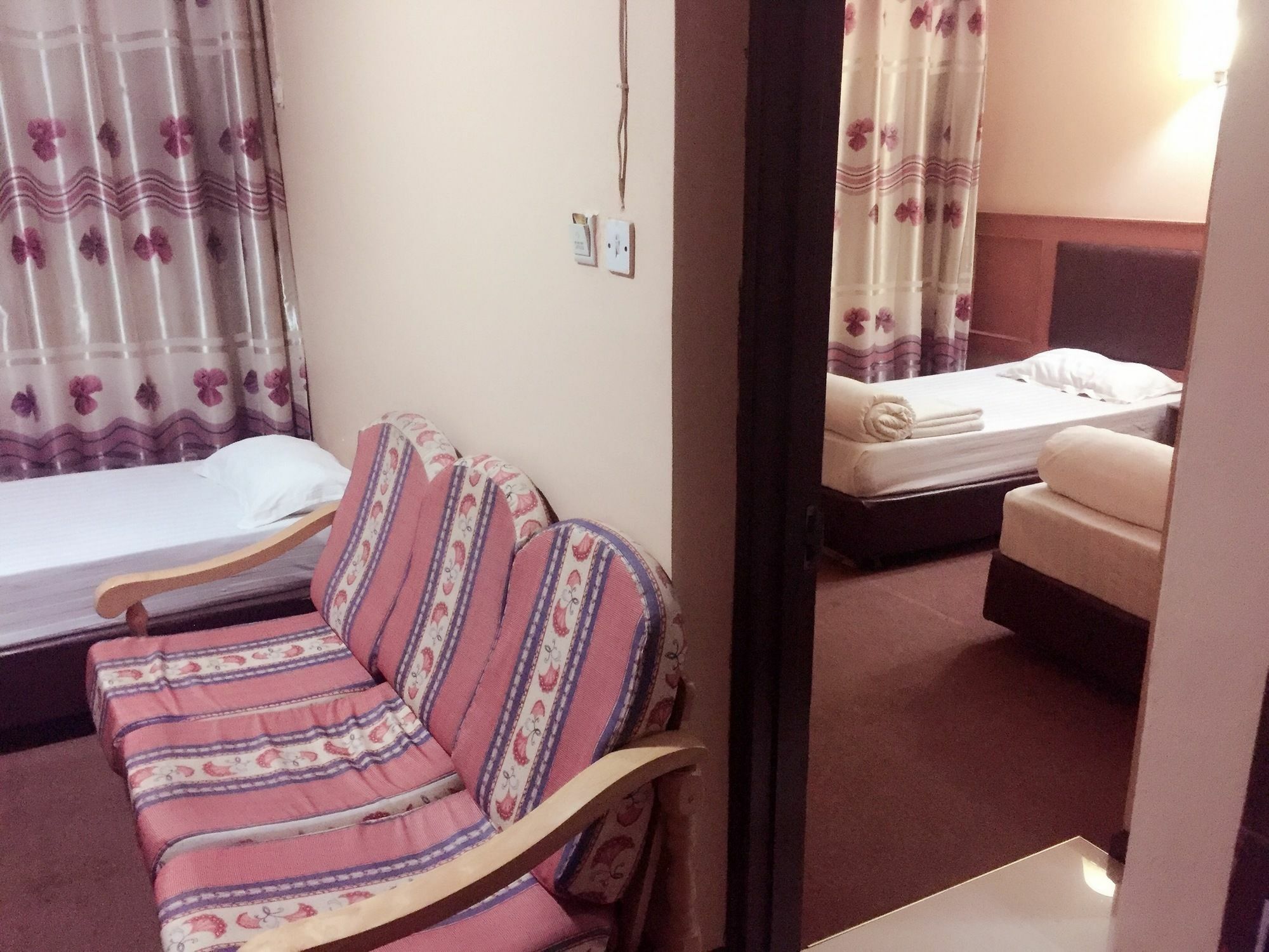 New Yuetan Hotel Dar es Salaam Esterno foto